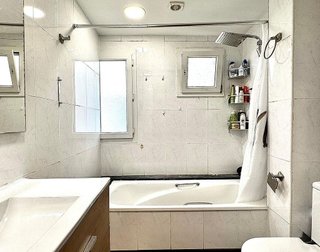 Piso en venta en Santa Eugènia en Girona