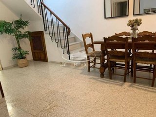 Casa adosada en venta en V Centenario-Piletas-Capuchinos en Sanlúcar de Barrameda