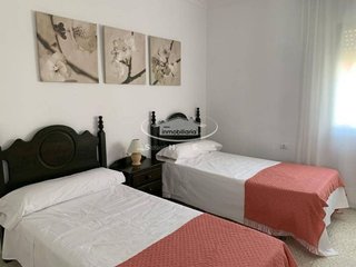 Casa adosada en venta en V Centenario-Piletas-Capuchinos en Sanlúcar de Barrameda
