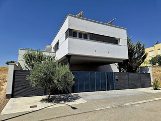Chalet en venta en Caudete