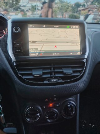 Peugeot 208 2017