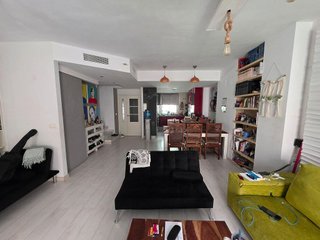 Casa adosada en venta en Montequinto en Dos Hermanas