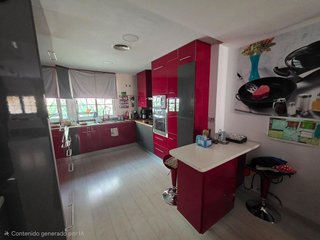 Casa adosada en venta en Montequinto en Dos Hermanas