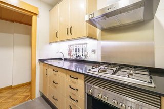 Piso en venta en La Font de la Guatlla en Barcelona