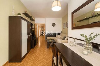 Piso en venta en La Font de la Guatlla en Barcelona