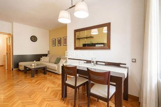 Piso en venta en La Font de la Guatlla en Barcelona