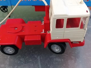 Camión Pegaso Rico Trailer Azul