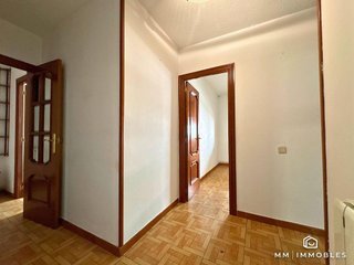 Piso en venta en Instituts - Ponent - Sota el Camí Ral en Granollers
