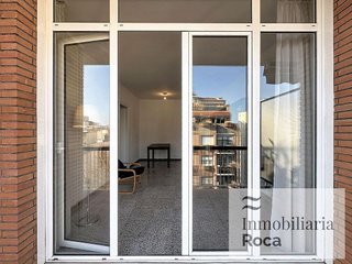 Piso en venta en El Camp de l'Arpa del Clot en Barcelona