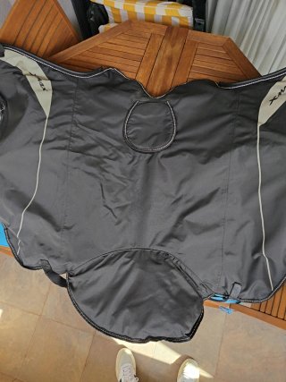Manta cubrepiernas moto Yamaha