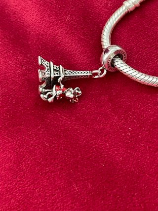 Charm Minnie Torre Eiffel