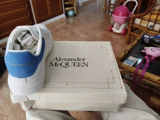 Zapatillas Alexander McQueen Blancas y Azules
