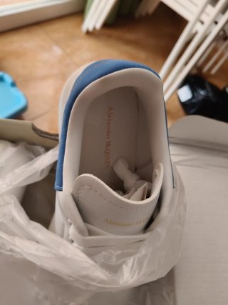 Zapatillas Alexander McQueen Blancas y Azules