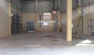 Nave industrial en venta en Gràcia en Sabadell