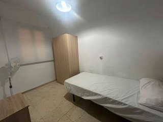 Piso en venta en Centro Histórico - Plaza España en Cádiz