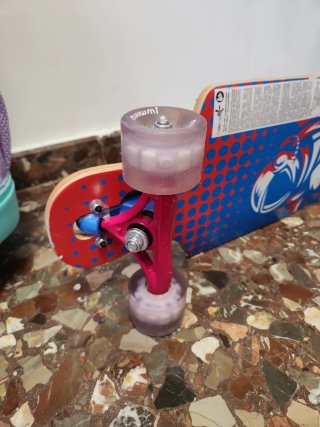 Monopatín Muuwmi