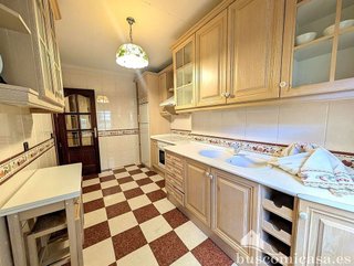 Piso en venta en Zona Hospital en Linares