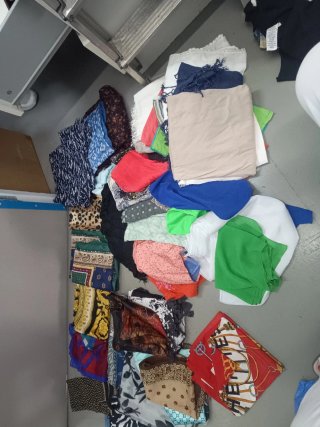 Lote de pañuelos estampados todo el lote 6€