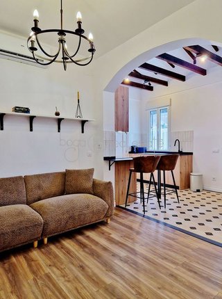 Piso en venta en Bellas Vistas en Madrid