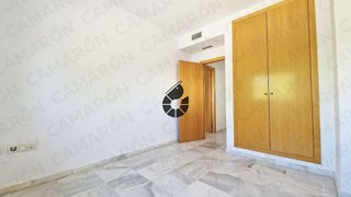 Chalet en venta en Palomares del Río