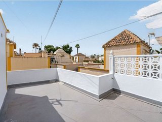 Casa adosada en venta en La Siesta - El Salado - Torreta en Torrevieja