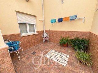 Casa adosada en venta en Tomelloso
