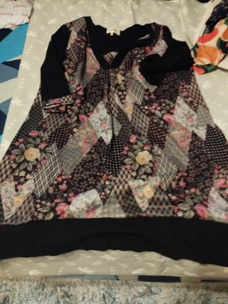 TALLAS GRANDES.El lote 40€  Dan hasta una 50/54