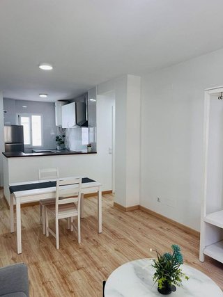 Piso en venta en Parque Victoria Eugenia en Málaga