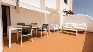 Piso en venta en El Padrón - El Velerín - Voladilla en Estepona