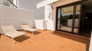 Piso en venta en El Padrón - El Velerín - Voladilla en Estepona