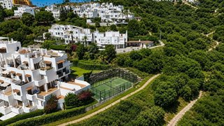Piso en venta en El Padrón - El Velerín - Voladilla en Estepona