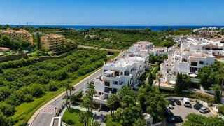 Piso en venta en El Padrón - El Velerín - Voladilla en Estepona