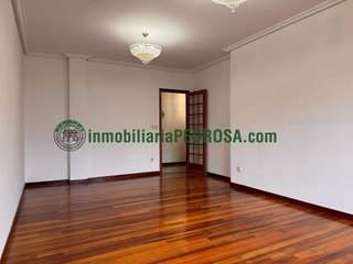 Piso en venta en Zona de Plaza de Barcelos en Pontevedra
