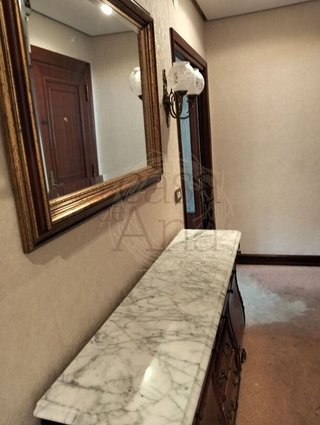 Piso en venta en San Pedro de Deusto-La Ribera en Bilbao