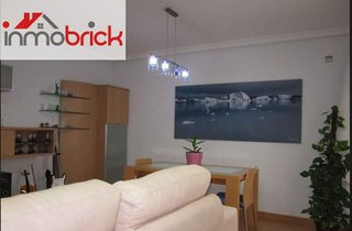 Piso en venta en El Valle en Lucena