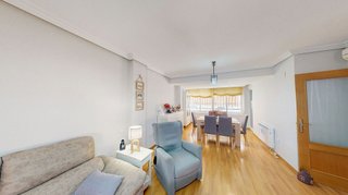 Piso en venta en Carolinas Altas en Alicante