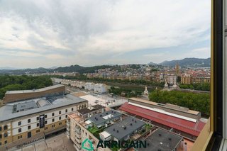 Piso en venta en Gros en San Sebastián-Donostia