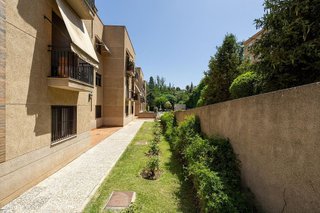 Piso en venta en Bola de Oro - Serrallo en Granada