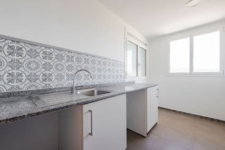 Piso en venta en Poniente-Norte - Miralbaida - Parque Azahara en Córdoba