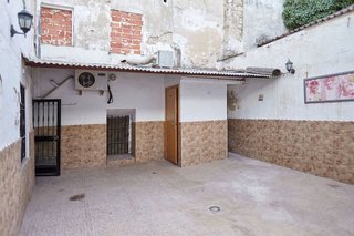 Casa adosada en venta en Ctra. Circunvalación - La Magdalena en Jaén