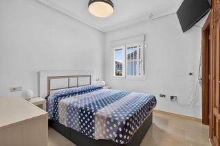 Casa pareada en venta en Polígonos - Recinto Ferial Cortijo de Torres en Málaga