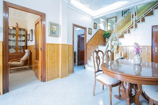 Chalet en venta en Doctor Barraquer - G. Renfe - Policlínico en Sevilla