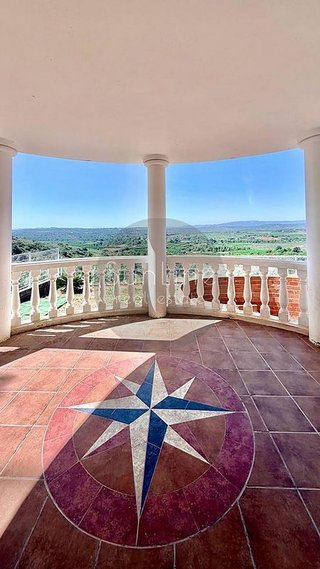 Chalet en venta en Zona Avenida al Vedat en Torrent