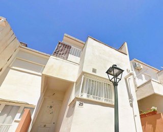 Casa en venta en Cájar
