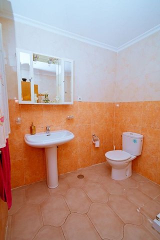 Casa adosada en venta en Centro Ciudad en Linares