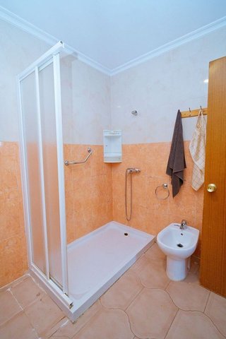 Casa adosada en venta en Centro Ciudad en Linares