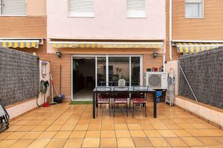 Casa adosada en venta en Bufalà en Badalona