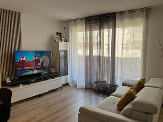 Piso en venta en Artigas - Llefià en Badalona
