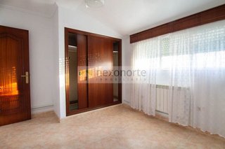Casa en venta en Neda