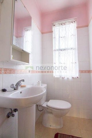 Casa en venta en Neda
